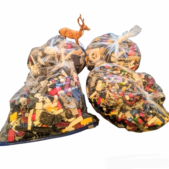 ⭐LAST ONE⭐LEGO Bricks HUGE bags treasure Assorted + free Lego gift!🎁🎁🎁🎄🎄 - Picture 2 of 16